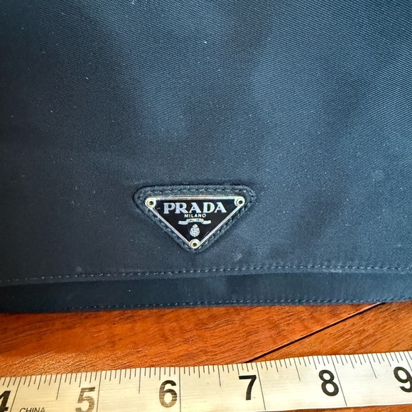 Authentic Vintage Prada Crossbody Purse w/ dust bag - Picture 4 of 15